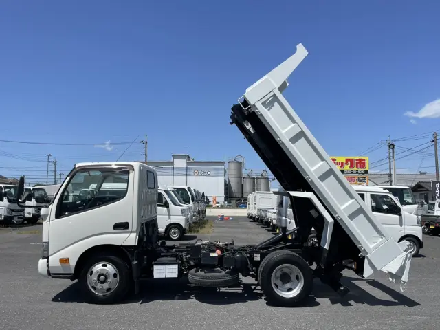 日野 デュトロ 2RG-XZU600T(2WD)の写真28