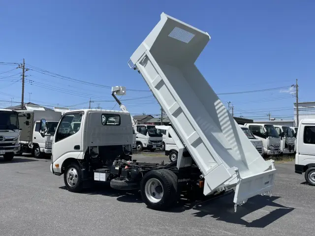 日野 デュトロ 2RG-XZU600T(2WD)の写真32