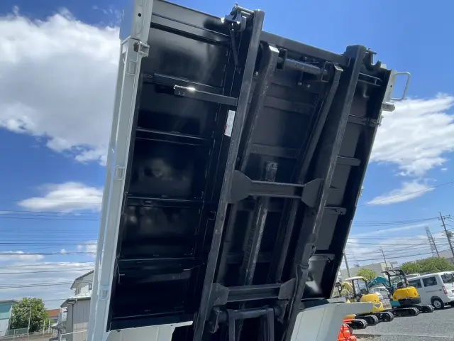 日野 デュトロ 2RG-XZU600T(2WD)の写真34