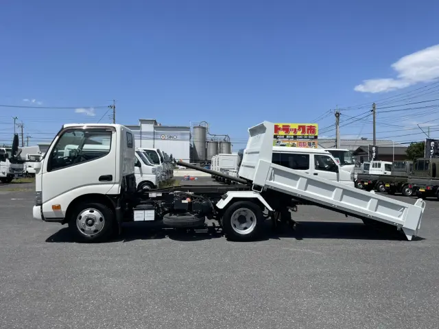 日野 デュトロ 2RG-XZU600T(2WD)の写真37