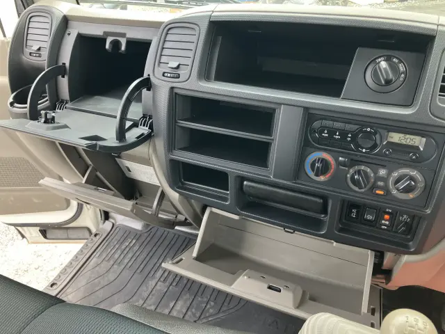 日産 アトラス TKG-SZ5F24(4WD)の写真34