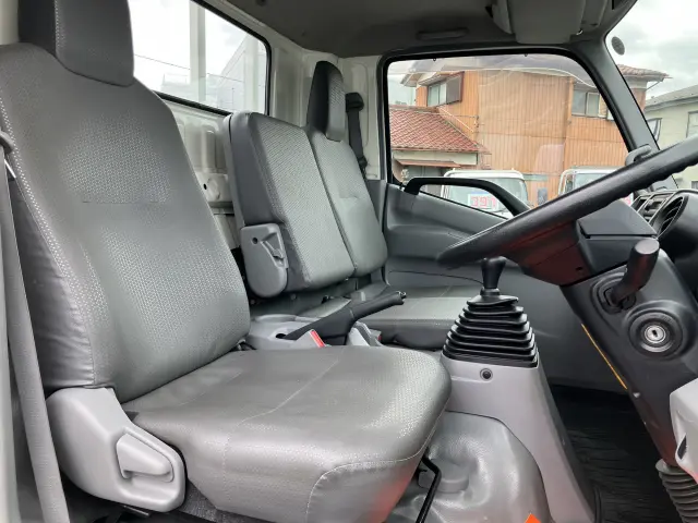 日野 デュトロ 2RG-XZU710(2WD)の写真5