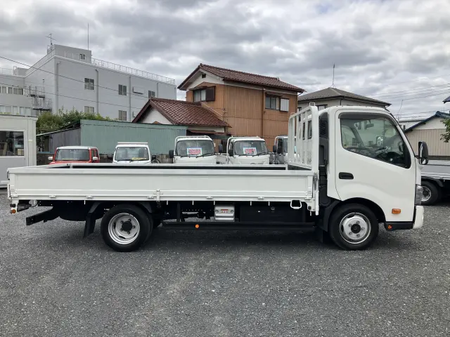 日野 デュトロ 2RG-XZU710(2WD)の写真13