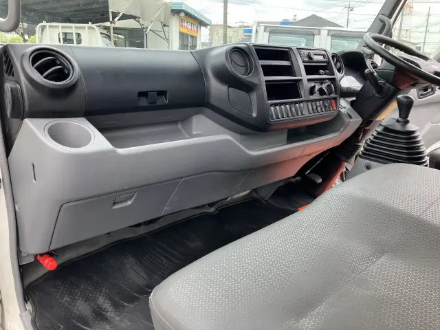 日野 デュトロ 2RG-XZU710(2WD)の写真26