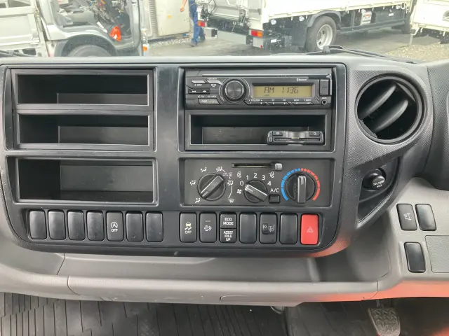日野 デュトロ 2RG-XZU710(2WD)の写真30