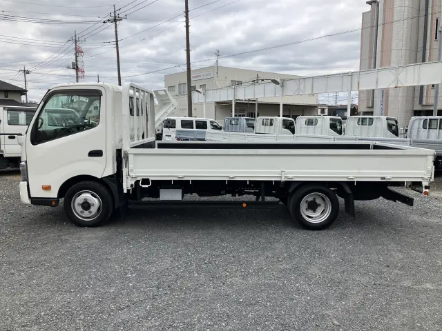 日野 デュトロ 2RG-XZU710(2WD)の写真47