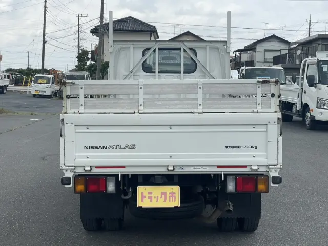 いすゞ エルフ 2RG-AHR88A(2WD)の写真7