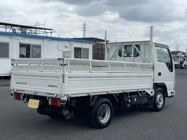 いすゞ エルフ 2RG-AHR88A(2WD)の写真8