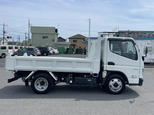 三菱 キャンター 2RG-FBA60(2WD)の写真2