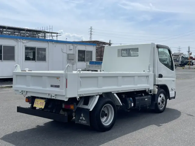 三菱 キャンター 2RG-FBA60(2WD)の写真5
