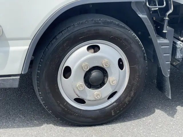 三菱 キャンター 2RG-FBA60(2WD)の写真9