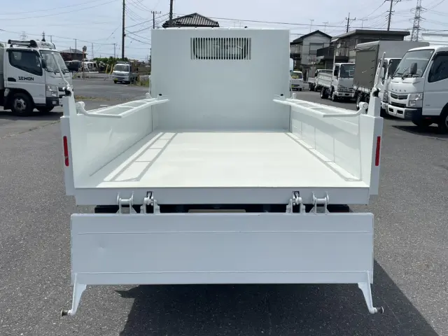 三菱 キャンター 2RG-FBA60(2WD)の写真11