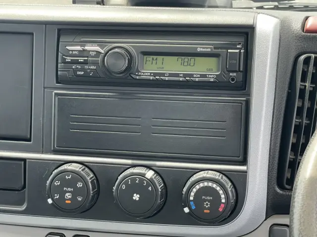 三菱 キャンター 2RG-FBA60(2WD)の写真25
