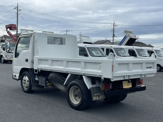 いすゞ エルフ TPG-NJR85AD(2WD)の写真7
