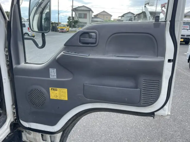 いすゞ エルフ TPG-NJR85AD(2WD)の写真14