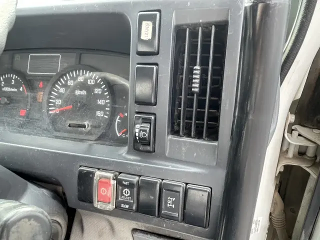 いすゞ エルフ TPG-NJR85AD(2WD)の写真23