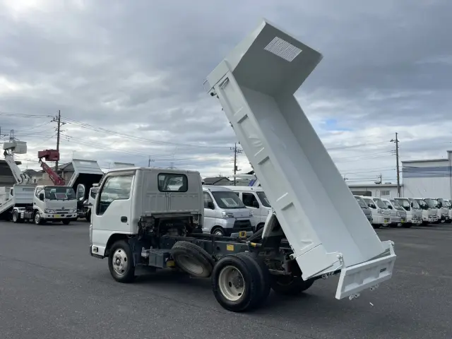 いすゞ エルフ TPG-NJR85AD(2WD)の写真33