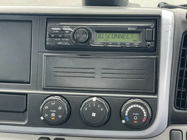 三菱 キャンター 2RG-FBA20(2WD)の写真22