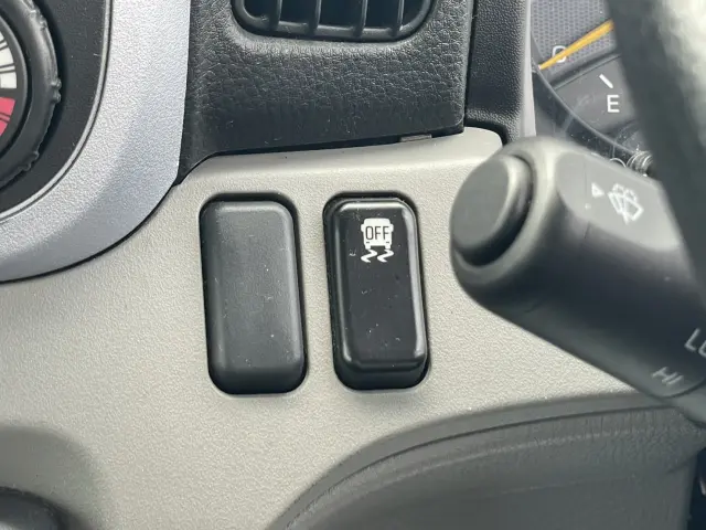 三菱 キャンター 2RG-FBA20(2WD)の写真25