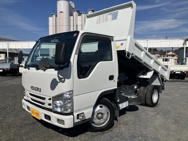 いすゞ エルフ 2RG-NJR88AD(2WD)の写真2
