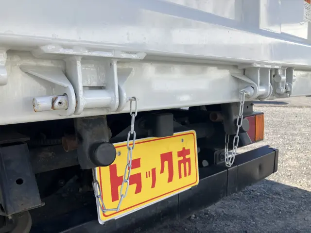 いすゞ エルフ 2RG-NJR88AD(2WD)の写真18