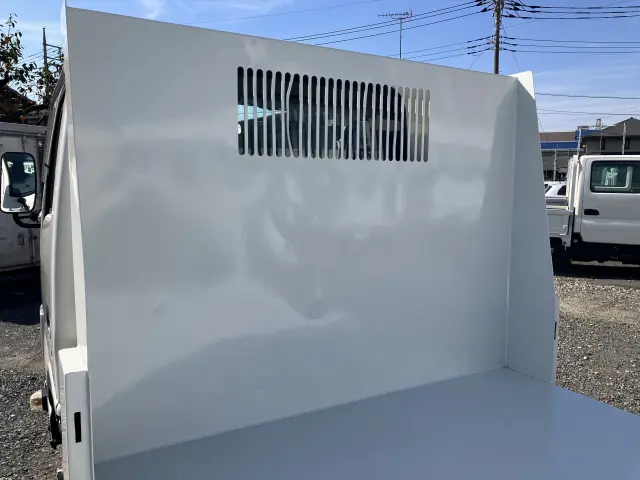 いすゞ エルフ 2RG-NJR88AD(2WD)の写真21