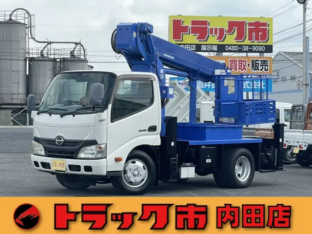 日野 デュトロ TKG-XZU600E(2WD)の写真1