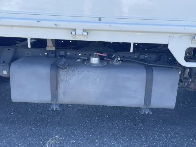 三菱 キャンターガッツ TKG-BSZ5F24(4WD)の写真12