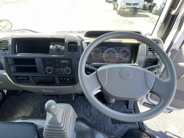 三菱 キャンターガッツ TKG-BSZ5F24(4WD)の写真20