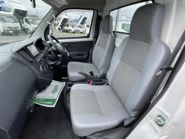 トヨタ ライトエーストラック DBF-S412U(4WD)の写真17