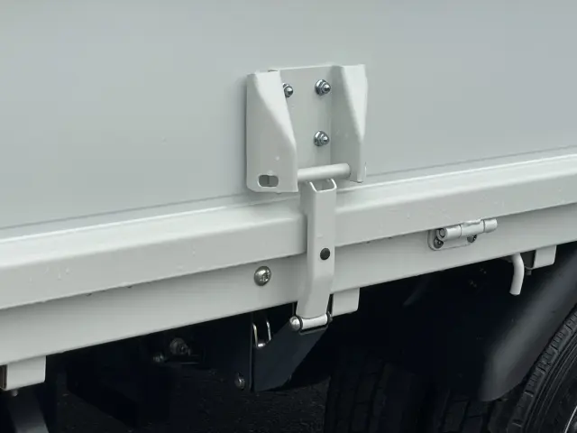 三菱 キャンター 2RG-FEB50(2WD)の写真13