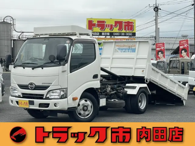 日野 デュトロ TKG-XZU620T(2WD)の写真1