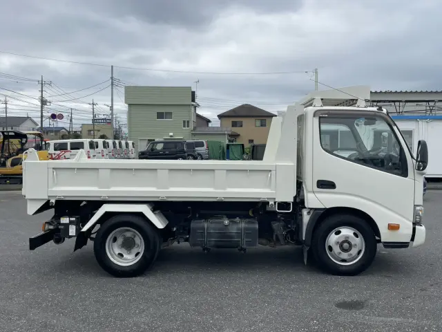 日野 デュトロ TKG-XZU620T(2WD)の写真4