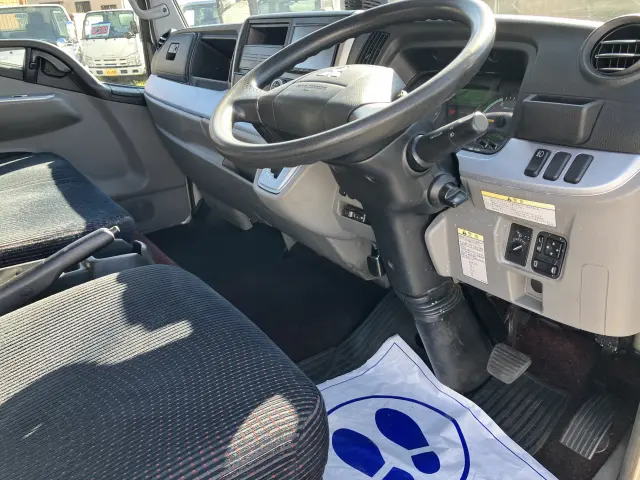 三菱 キャンター 2RG-FEB50(2WD)の写真24