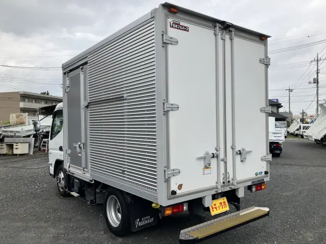 三菱 キャンター 2RG-FEAV0(2WD)の写真17