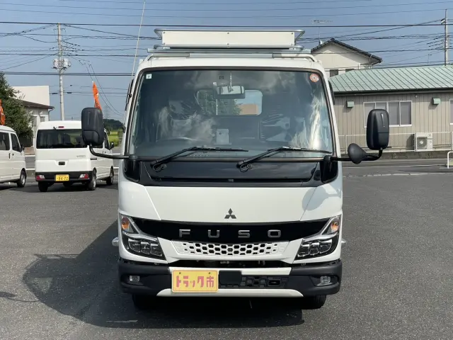三菱 キャンター 2RG-FEAV0(2WD)の写真2