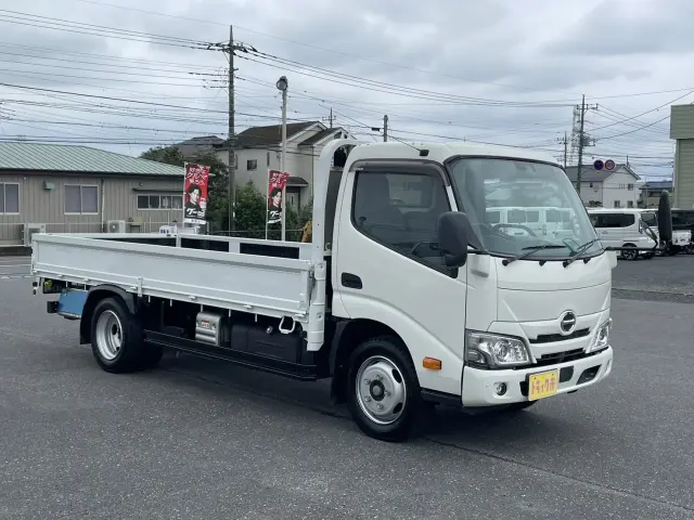 日野 デュトロ 2RG-XZU655M(2WD)の写真3