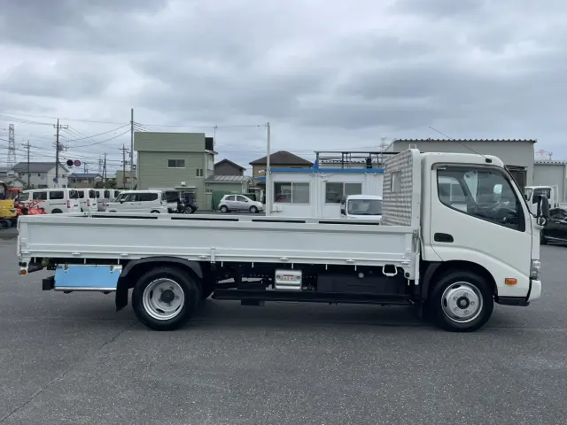 日野 デュトロ 2RG-XZU655M(2WD)の写真4