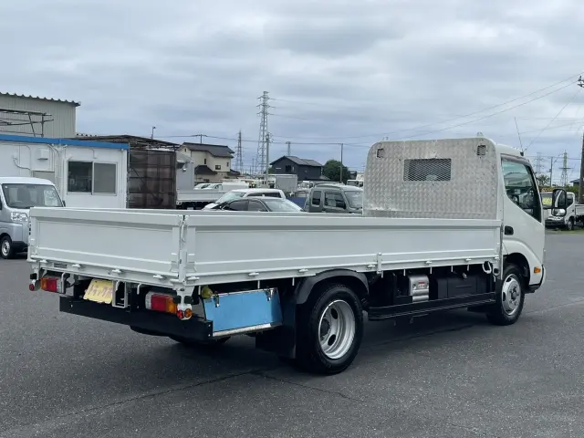 日野 デュトロ 2RG-XZU655M(2WD)の写真5