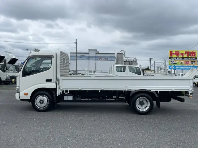 日野 デュトロ 2RG-XZU655M(2WD)の写真8