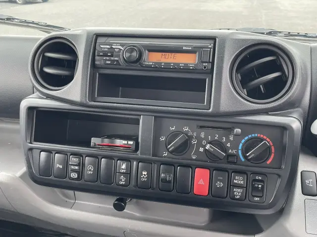 日野 デュトロ 2RG-XZU655M(2WD)の写真23