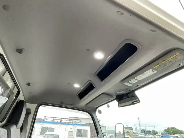日野 デュトロ 2RG-XZU655M(2WD)の写真35