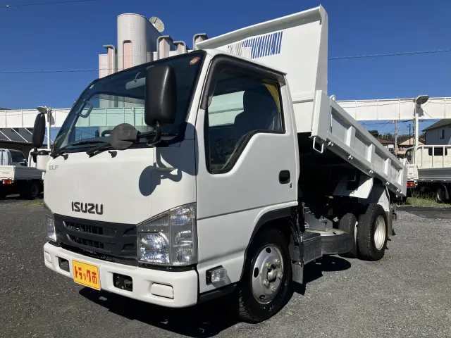 いすゞ エルフ TPG-NKR88AD(2WD)の写真2