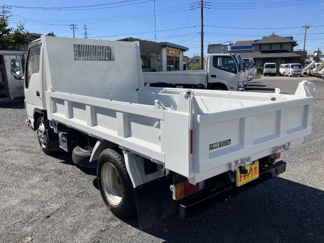 いすゞ エルフ TPG-NKR88AD(2WD)の写真16
