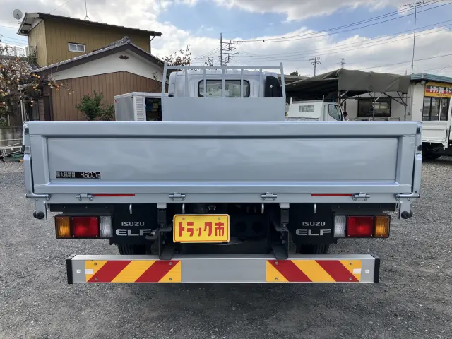 いすゞ エルフ 2RG-NPR88YN(2WD)の写真15