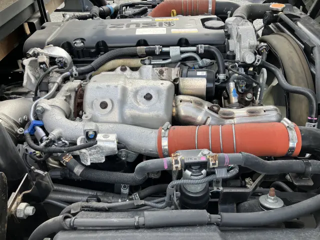 いすゞ エルフ 2RG-NPR88YN(2WD)の写真42