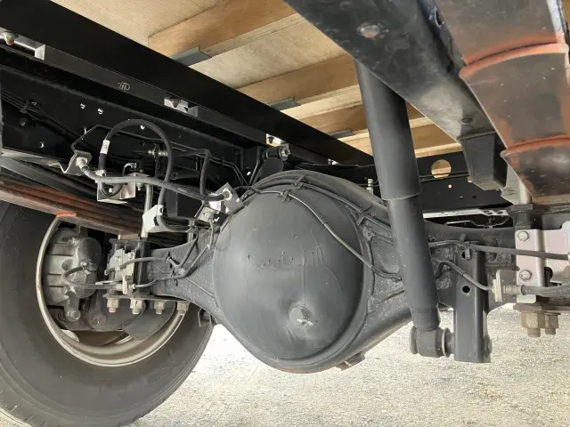 いすゞ エルフ 2RG-NPR88YN(2WD)の写真44