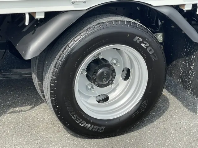 三菱 キャンター 2RG-FBA20(2WD)の写真10