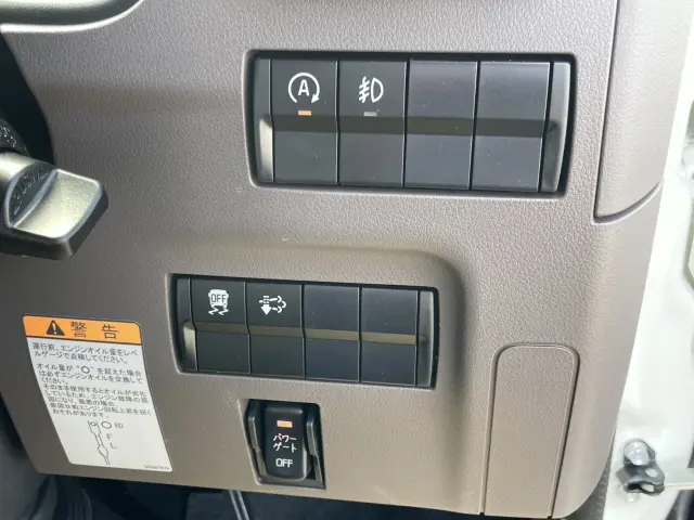 三菱 キャンター 2RG-FBA20(2WD)の写真32