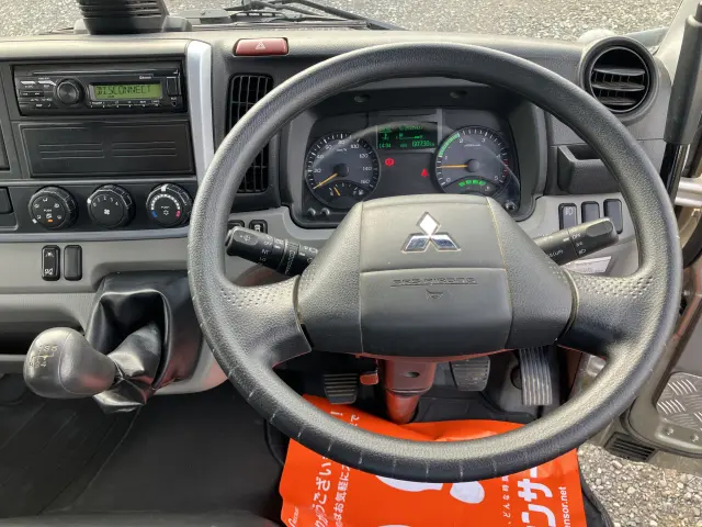 三菱 キャンター 2RG-FBA60(2WD)の写真5